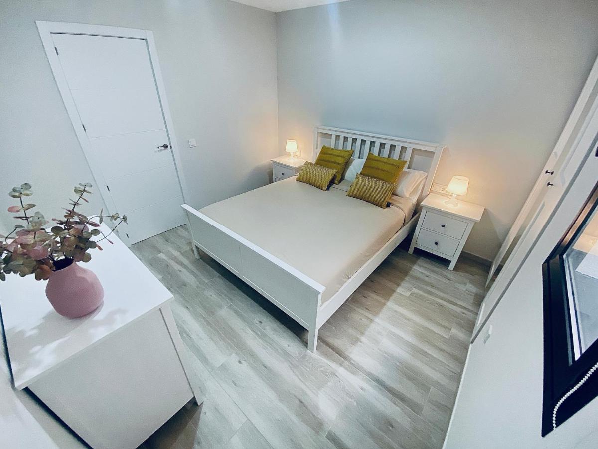 Diseno Y Comodidad En By * El Medano (Tenerife)